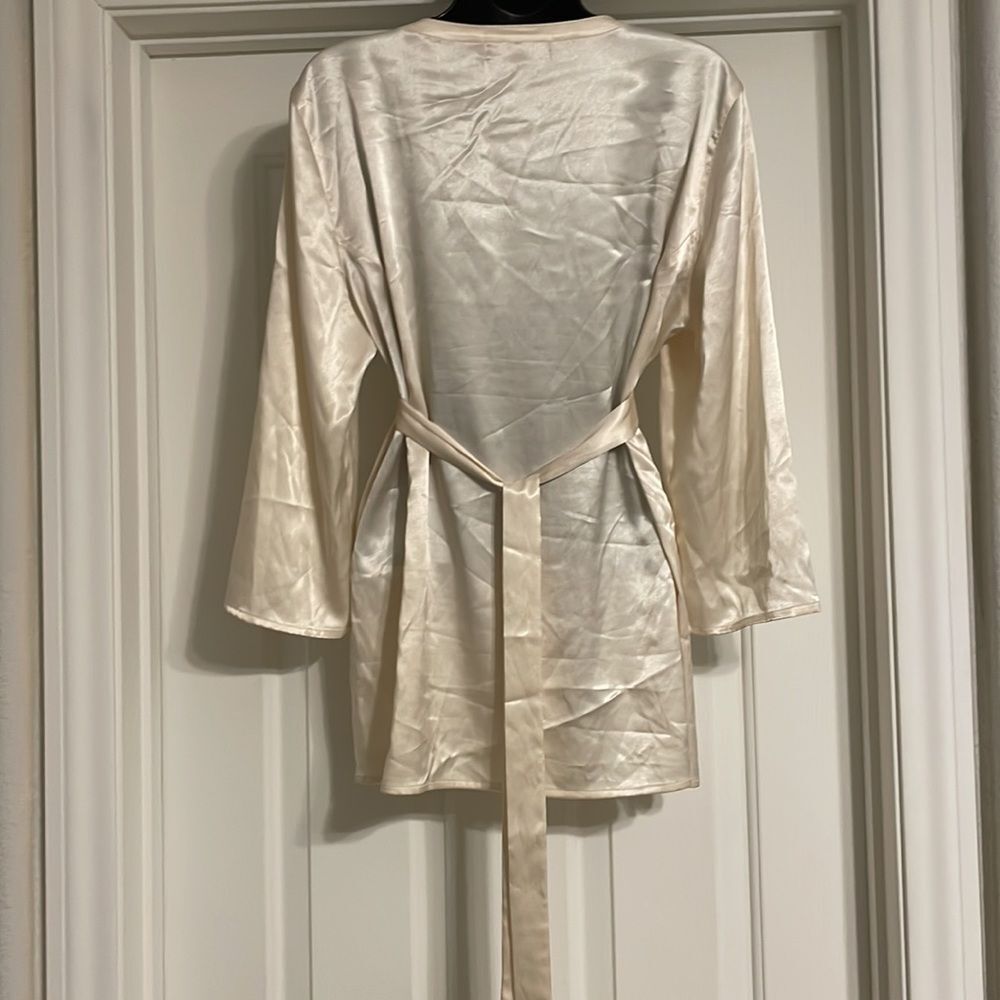 CREAM Top - Picture 3 of 4